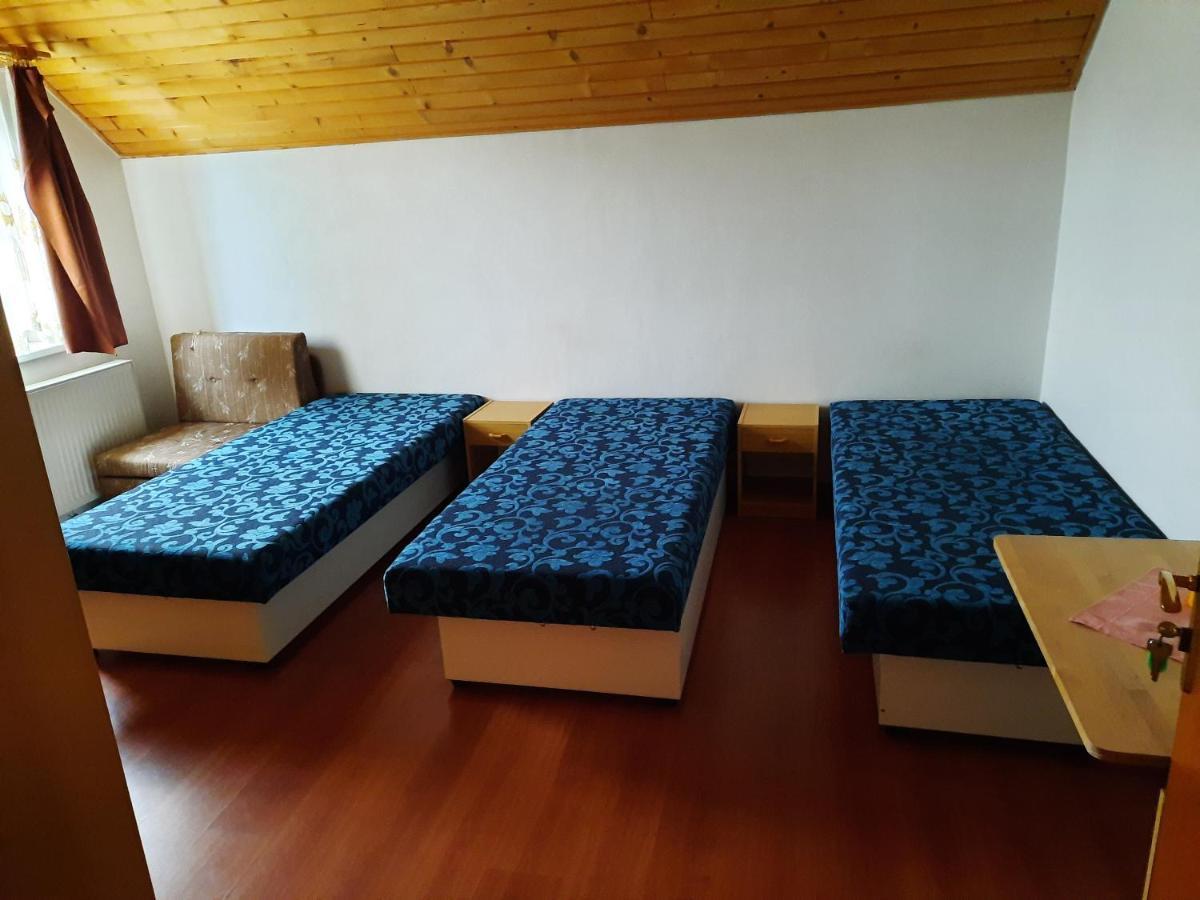 Krahule Konica Hotel Buitenkant foto